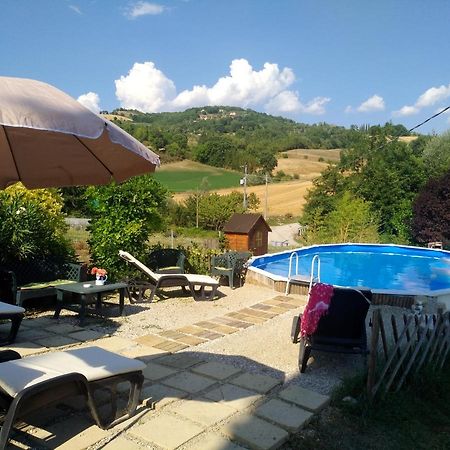 La Pietra Rara B&B Montone  Luaran gambar