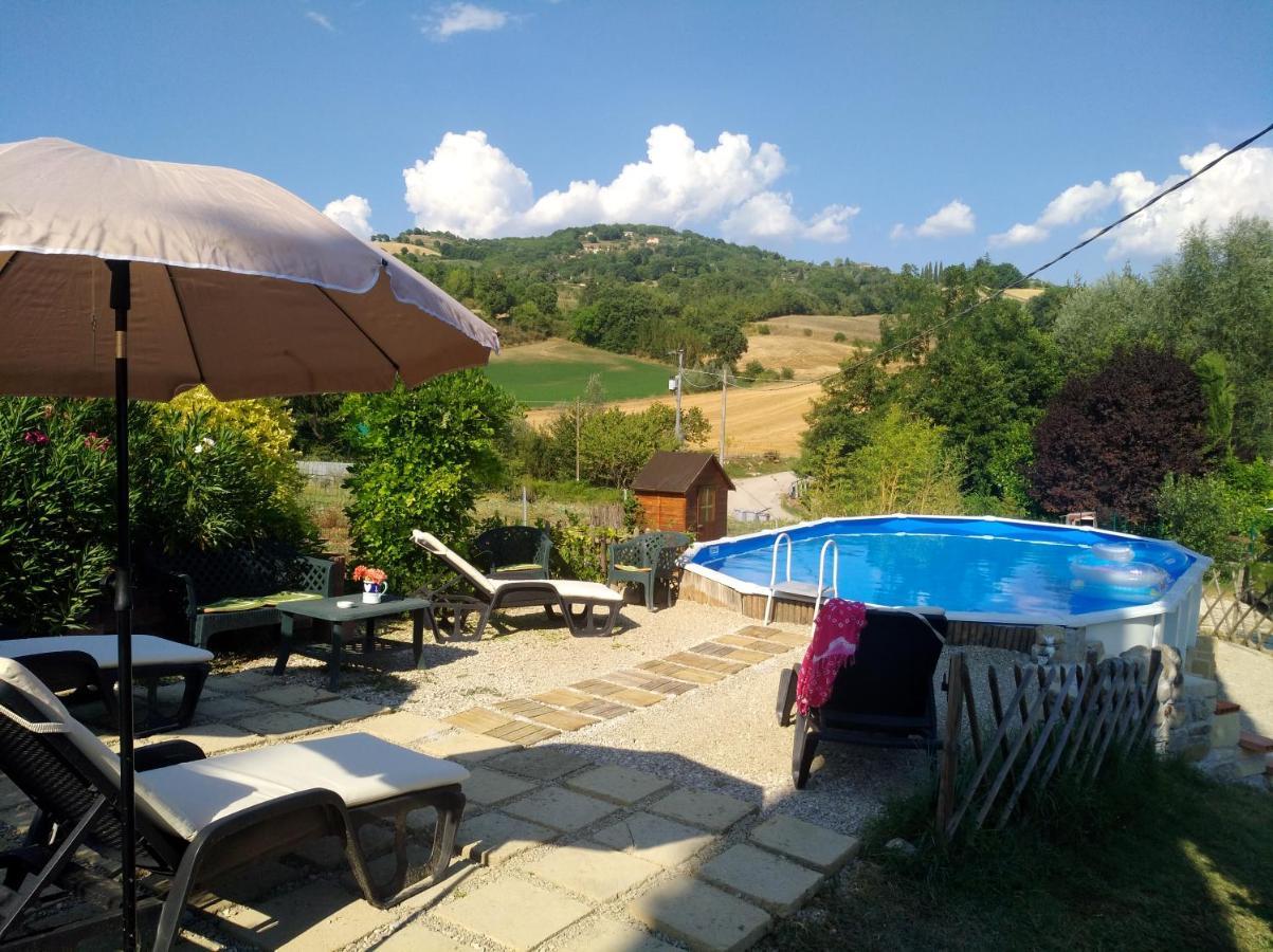 La Pietra Rara B&B Montone  Luaran gambar